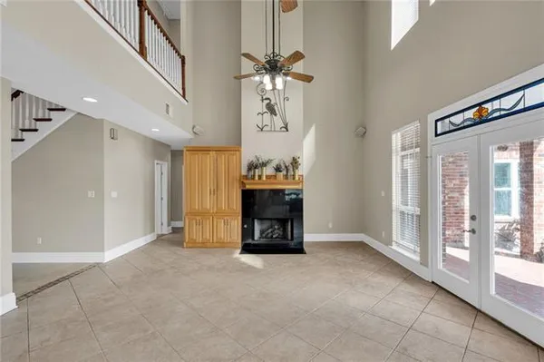 $574,900 | 3633 Lake Michel Court, Gretna, LA 70056