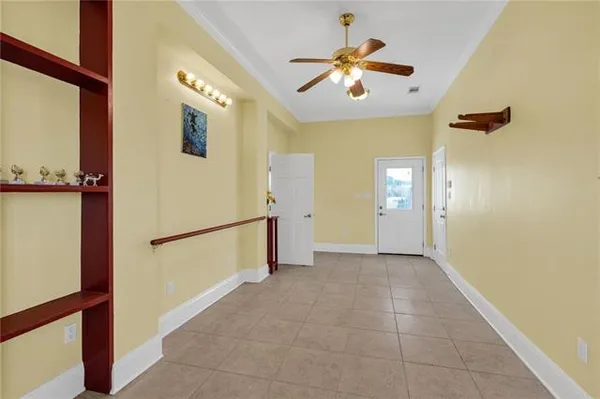 $574,900 | 3633 Lake Michel Court, Gretna, LA 70056