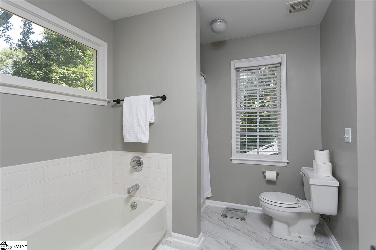 100 Red Maple Court Fountain Inn, SC 29644 - Photo 23 of 29