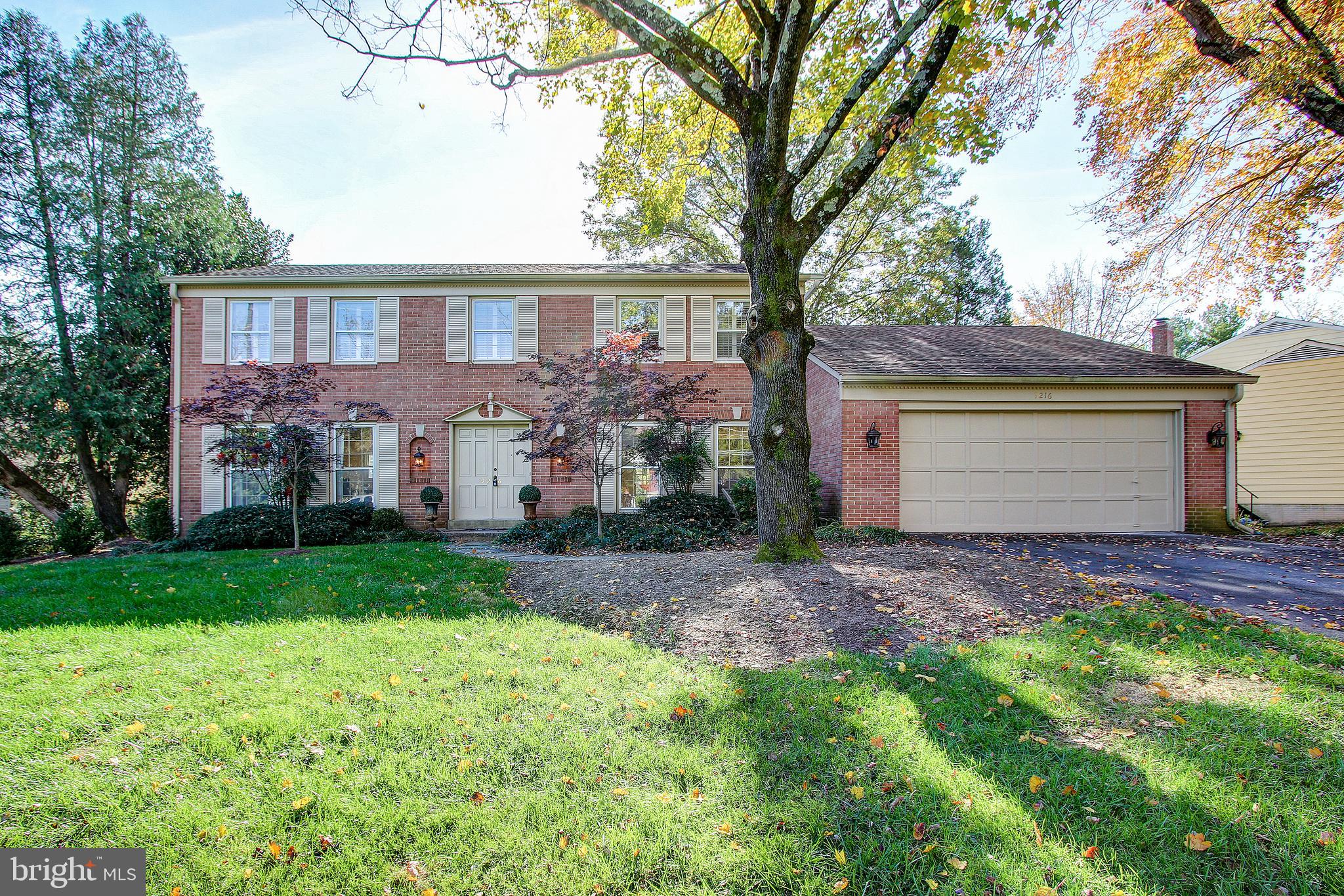 9216 Bells Mill Road, Potomac, MD 20854 Compass