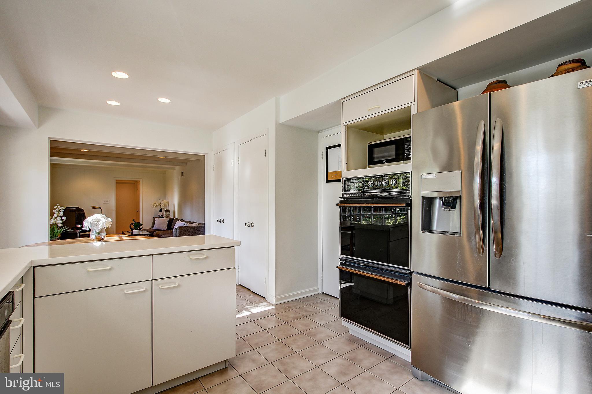 9216 Bells Mill Road Potomac, MD 20854 - Photo 13 of 36 Gallery Image 13