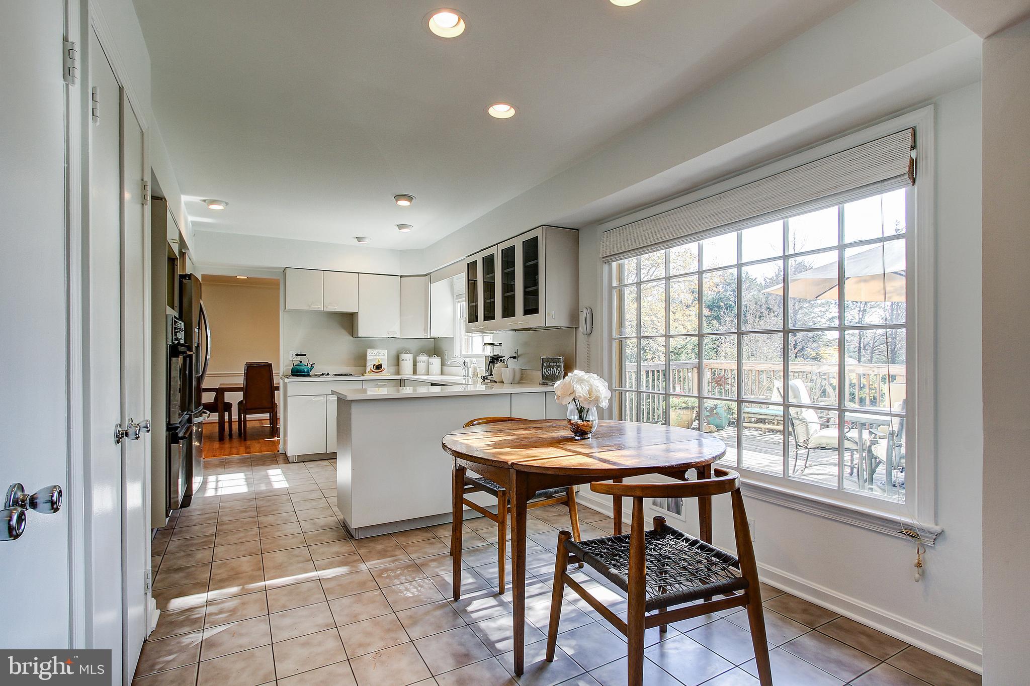 9216 Bells Mill Road Potomac, MD 20854 - Photo 17 of 36 Gallery Image 17