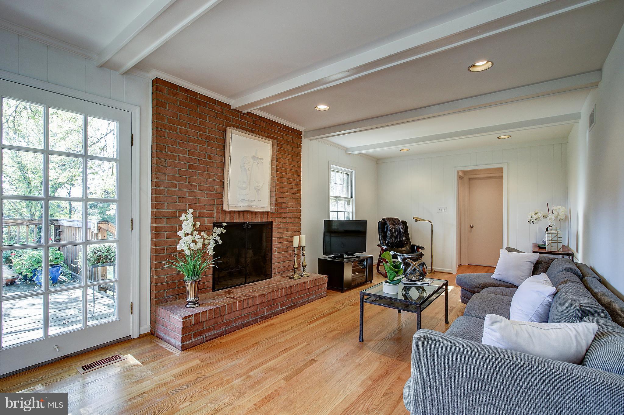 9216 Bells Mill Road Potomac, MD 20854 - Photo 20 of 36 Gallery Image 20