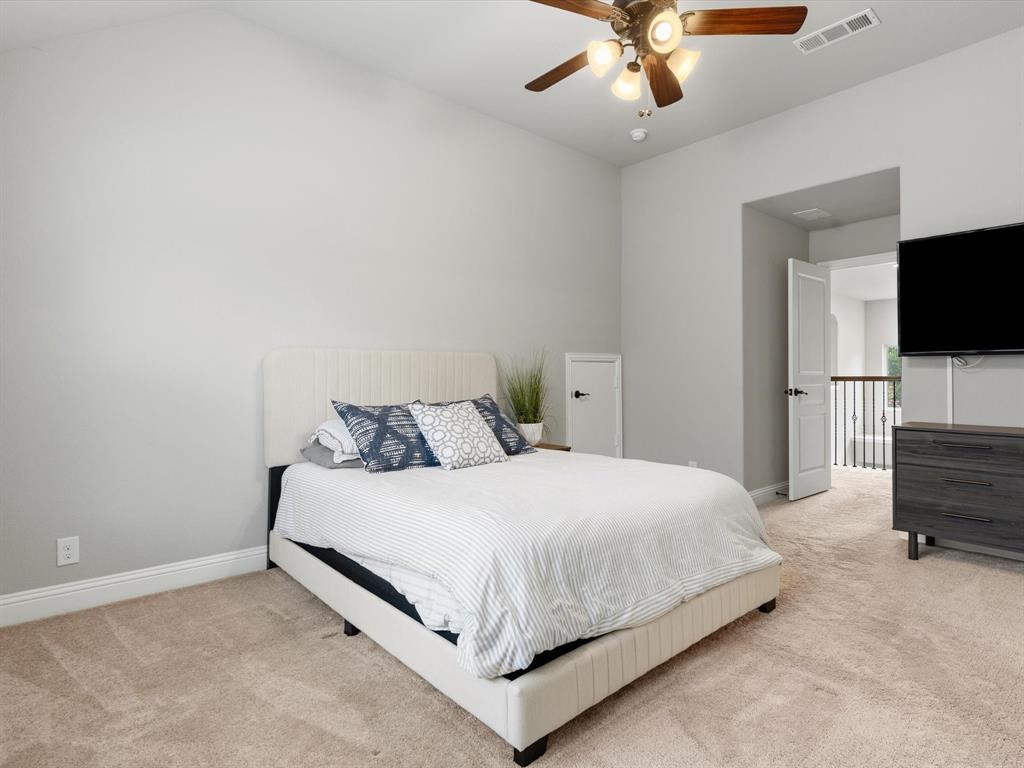 100 Griffith Court Euless, TX 76039 - Photo 28 of 40