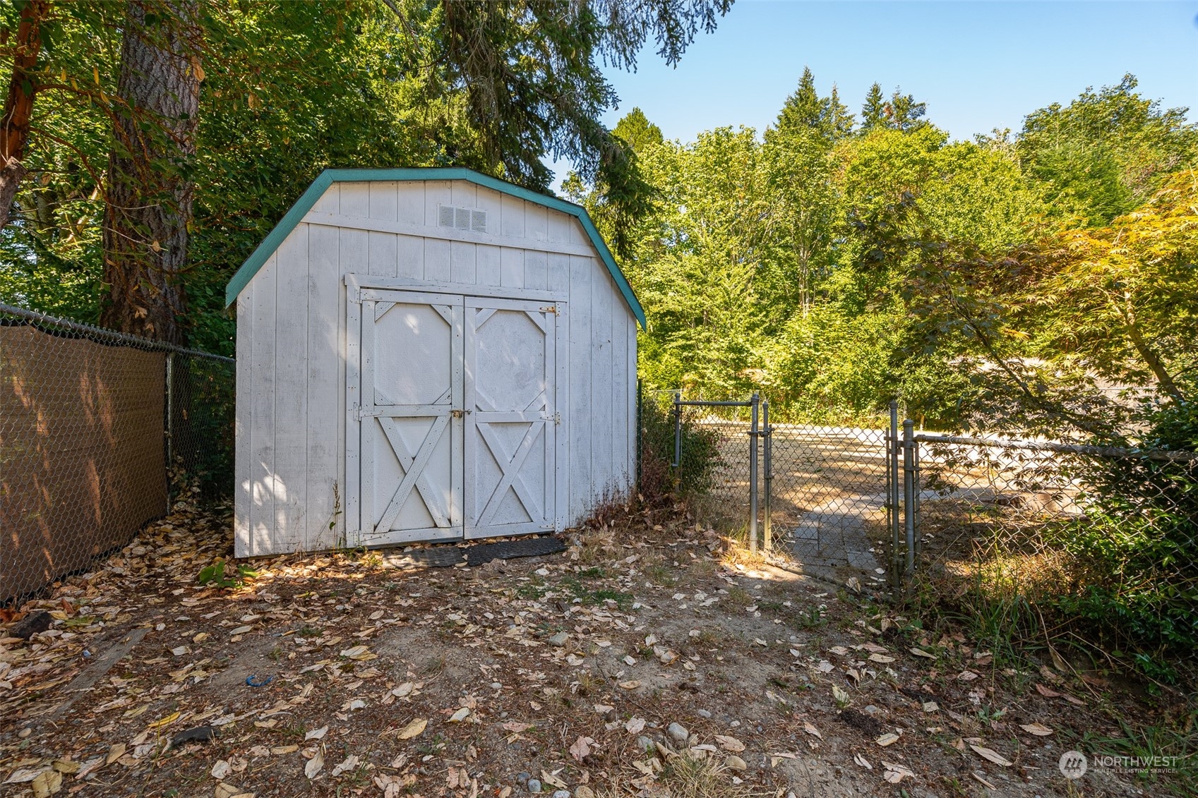 50 Northeast Riddell Road Bremerton, WA 98311 - Photo 11 of 40 Gallery Image 11