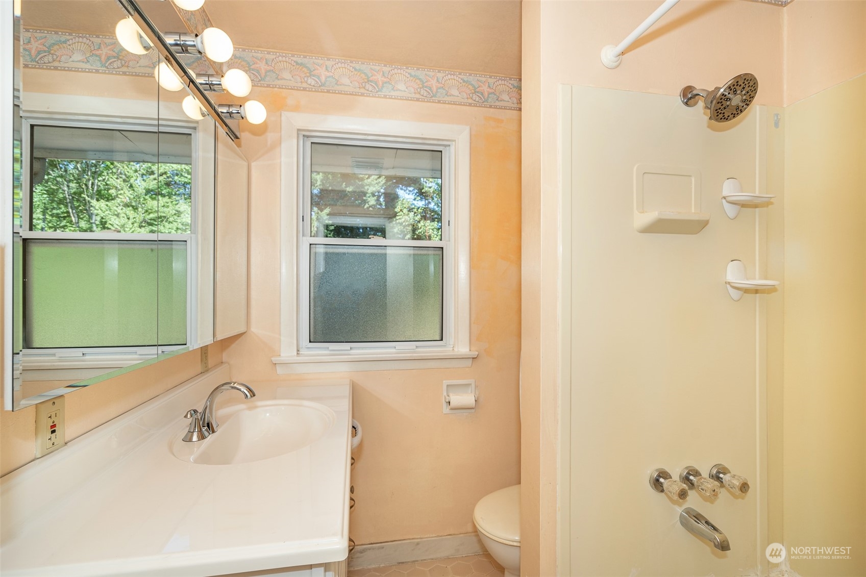 50 Northeast Riddell Road Bremerton, WA 98311 - Photo 31 of 40 Gallery Image 31