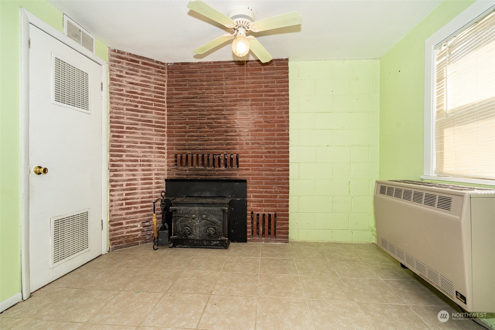 50 Northeast Riddell Road Bremerton, WA 98311 - Photo 32 of 40 Gallery Image 32