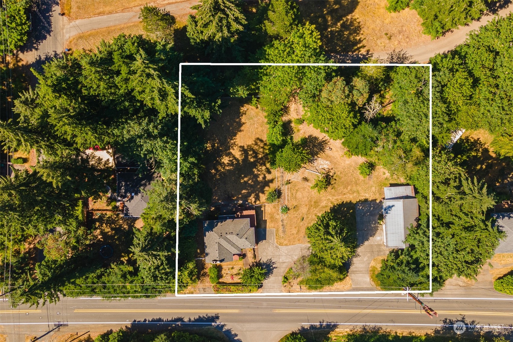 50 Northeast Riddell Road Bremerton, WA 98311 - Photo 9 of 40 Gallery Image 9