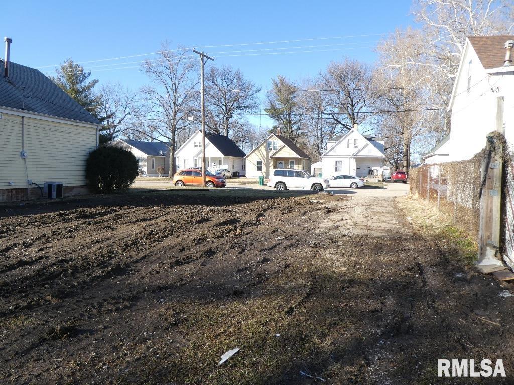 614 West Calhoun Avenue Springfield, IL 62702 - Photo 8 of 9