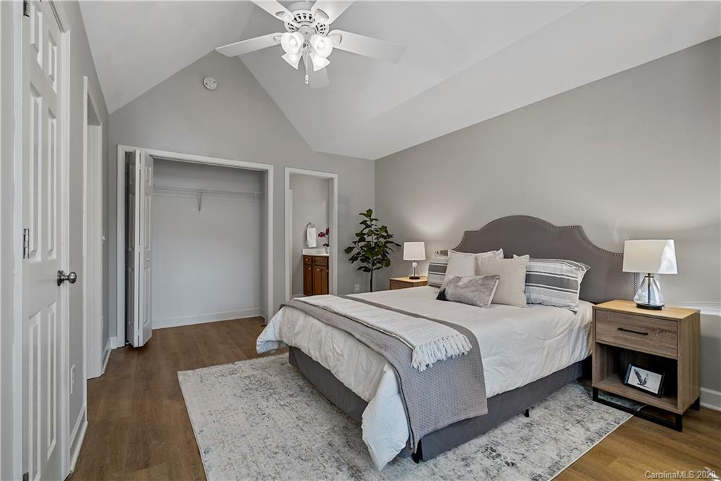 308 Queens Road, Unit 27 Charlotte, NC 28204 - Photo 20 of 35 Gallery Image 20