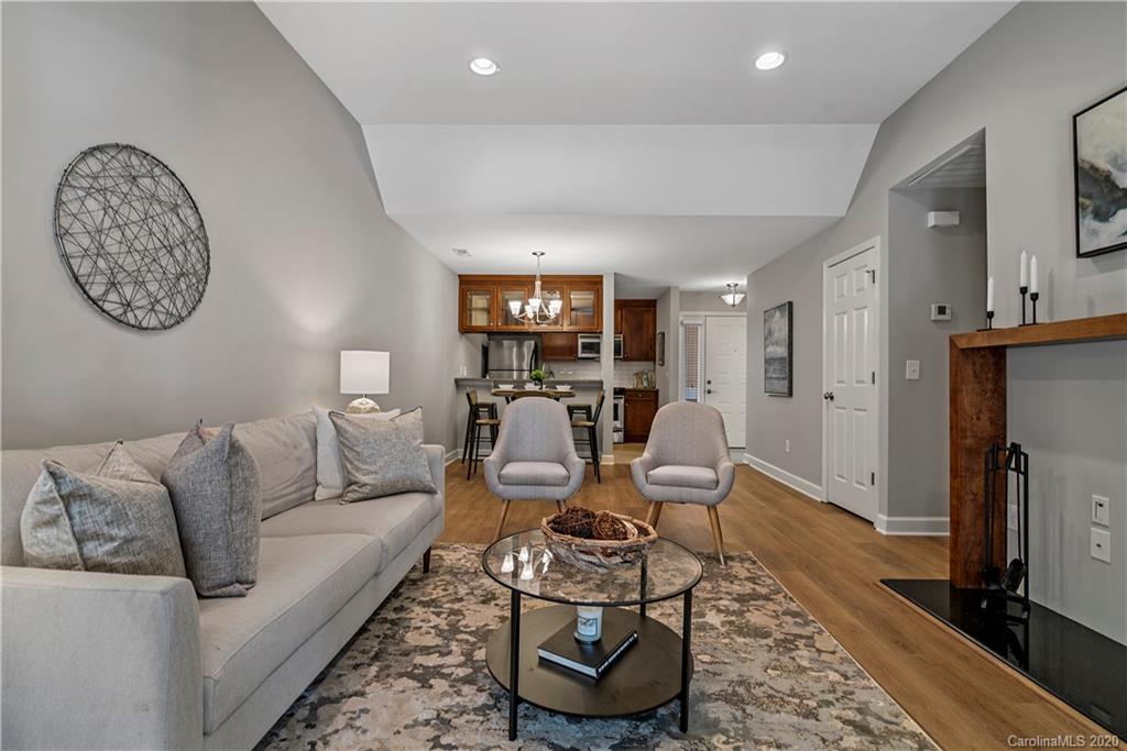 308 Queens Road, Unit 27 Charlotte, NC 28204 - Photo 8 of 35 Gallery Image 8