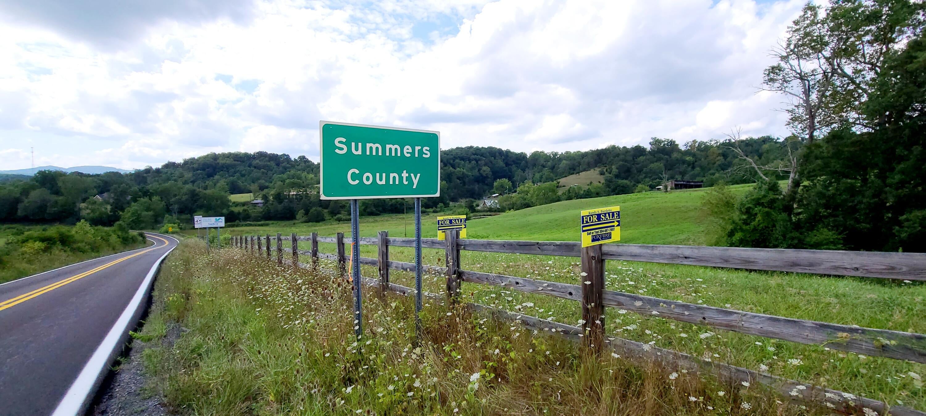 35 Co Route Forest Hill, WV 24935 - Photo 6 of 151 Gallery Image 6