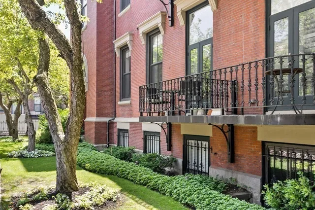 $5,570 | 130 Appleton Street, Unit 2C, Boston, MA 02116