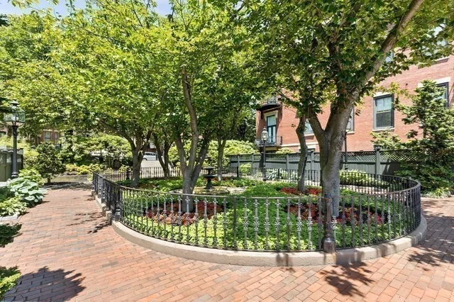 $5,570 | 130 Appleton Street, Unit 2C, Boston, MA 02116