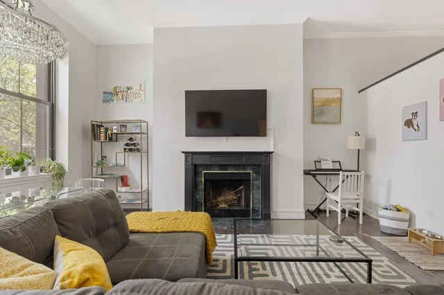 $5,570 | 130 Appleton Street, Unit 2C, Boston, MA 02116