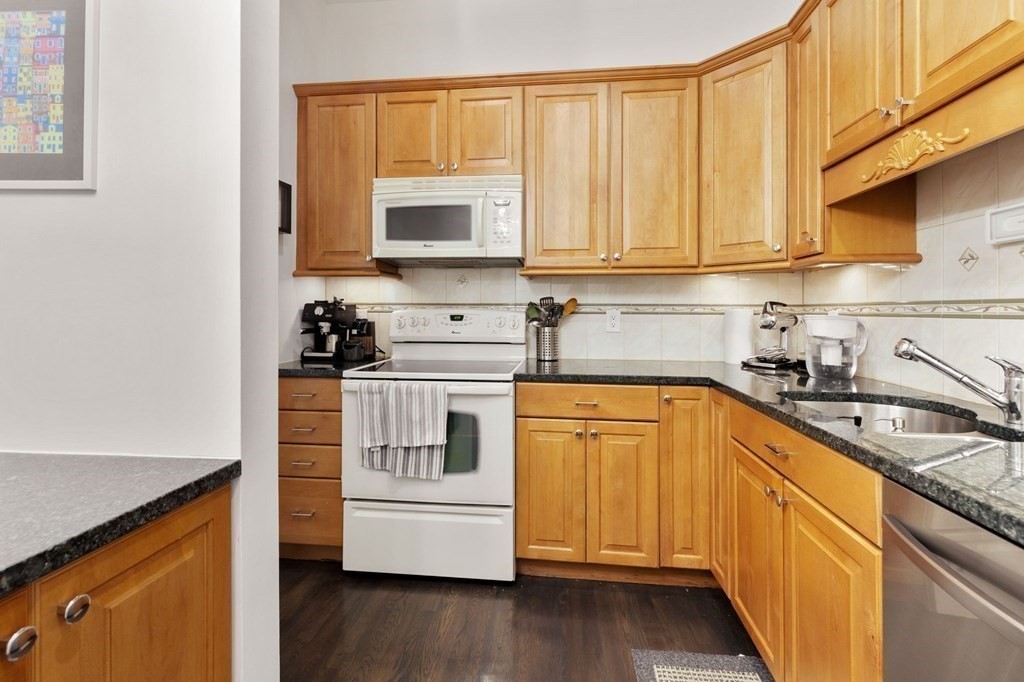 130 Appleton Street, Unit 2C Boston, MA 02116 - Photo 7 of 20