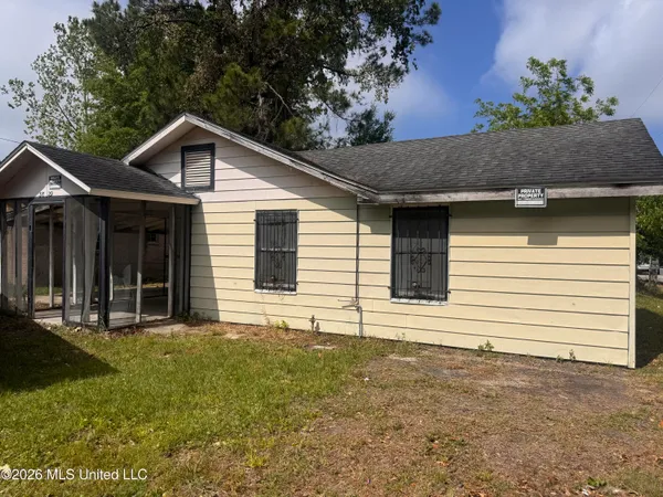 $49,000 | 3829 Victor Street, Pascagoula, MS 39567