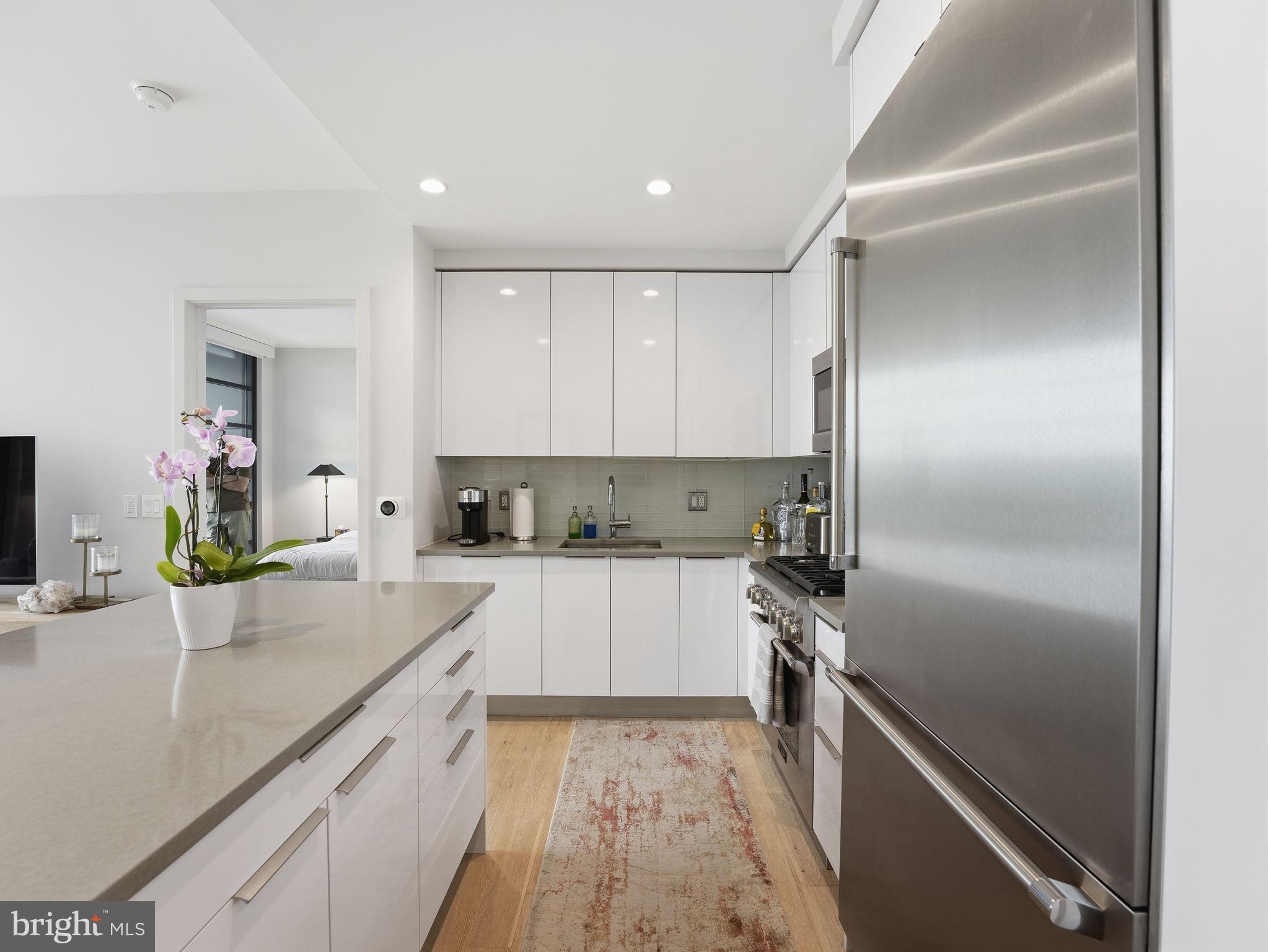 45 Sutton Square Southwest, Unit 702 Washington, DC 20024 - Photo 12 of 33