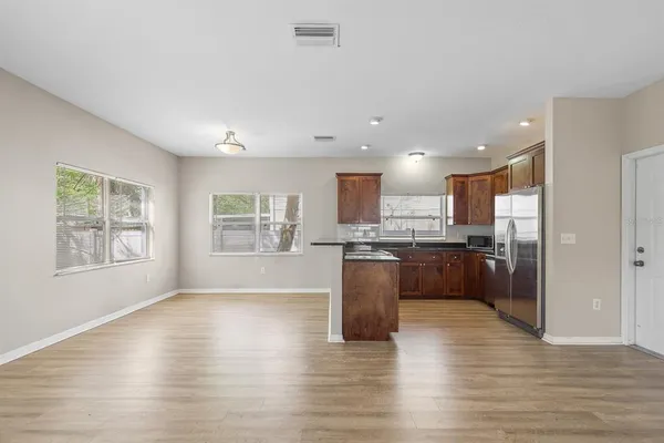 $3,700 | 3116 West Hartnett Avenue, Tampa, FL 33611