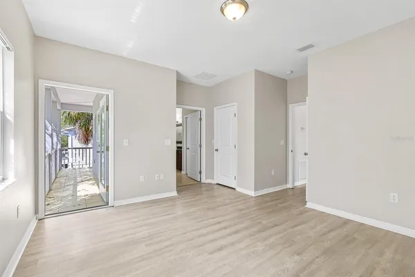 $3,700 | 3116 West Hartnett Avenue, Tampa, FL 33611
