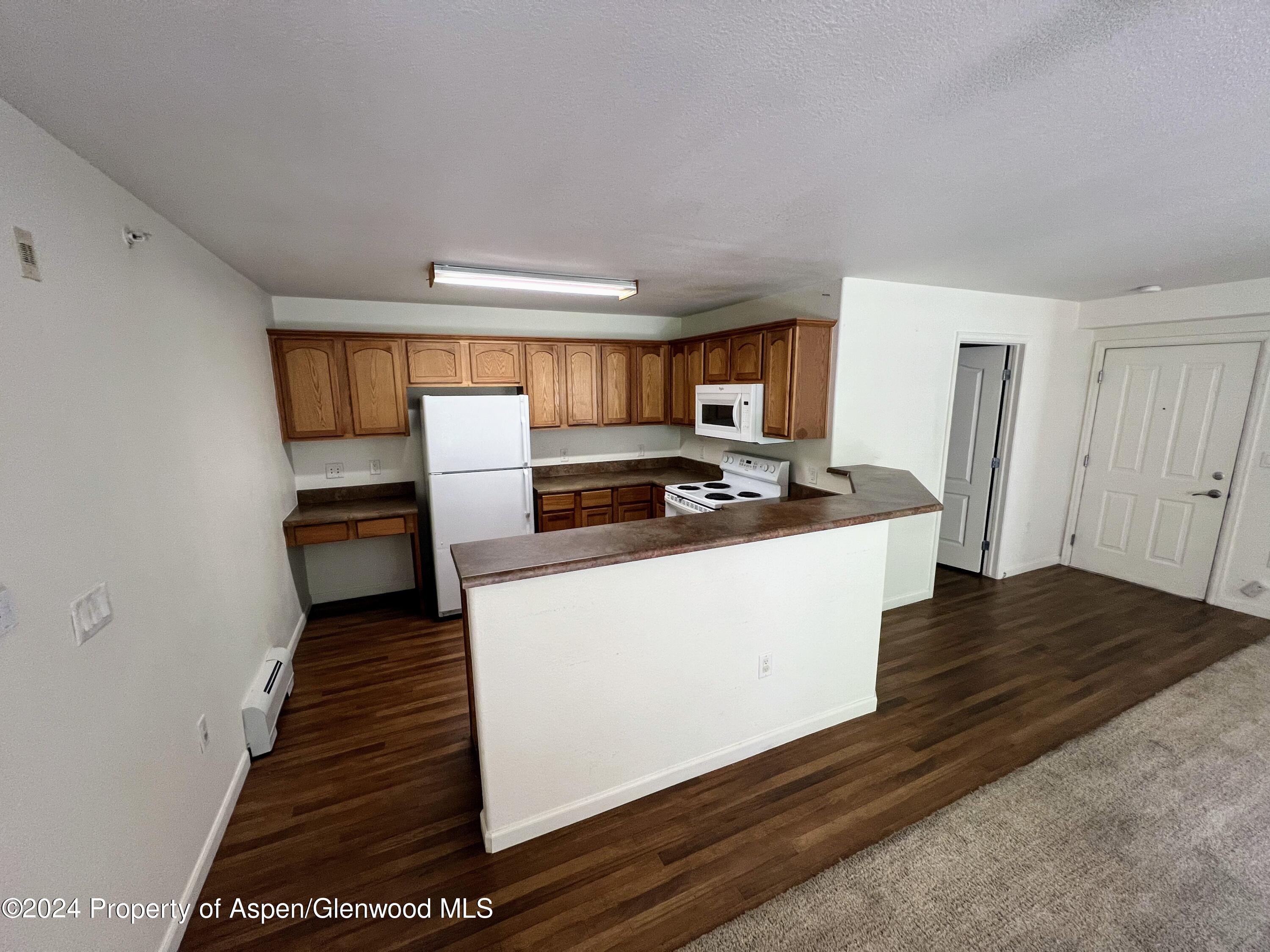 560 River View Drive, Unit 702 New Castle, CO 81647 - Photo 11 of 21 Kitchen 2