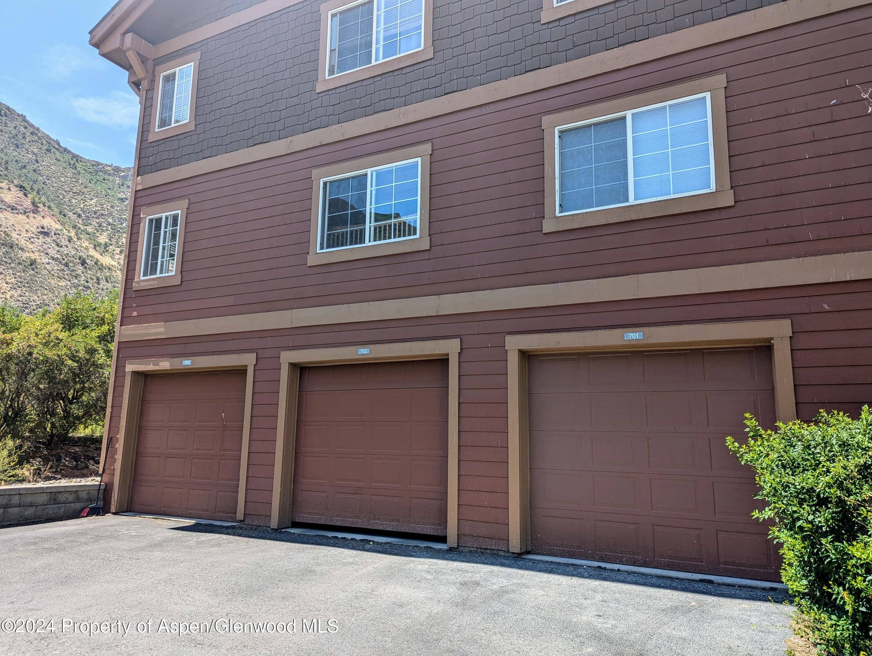 560 River View Drive, Unit 702 New Castle, CO 81647 - Photo 3 of 21 Garage exterior
