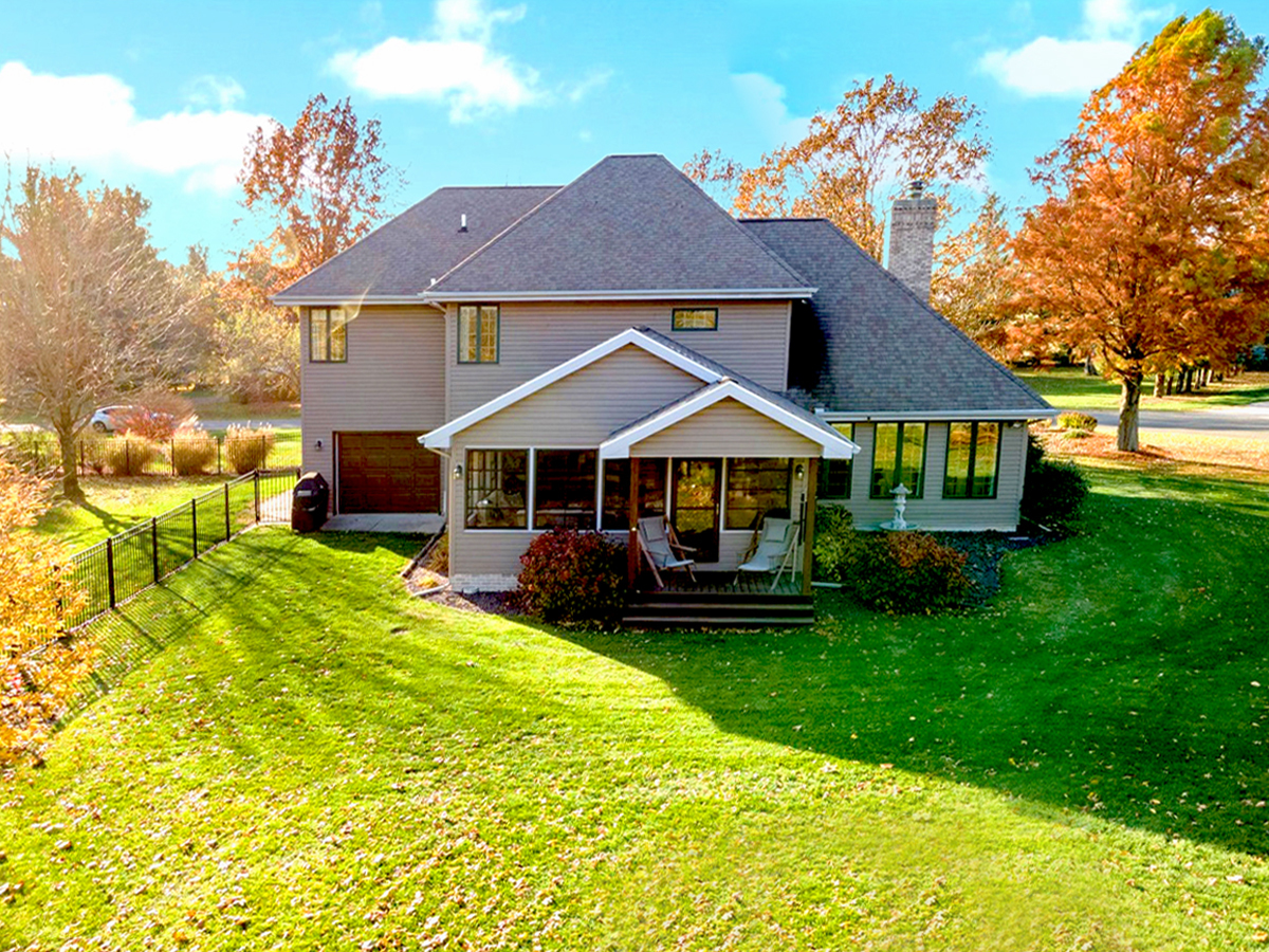 20379 Cedar Avenue Downs, IL 61736 - Photo 9 of 97 a front view of a house with garden