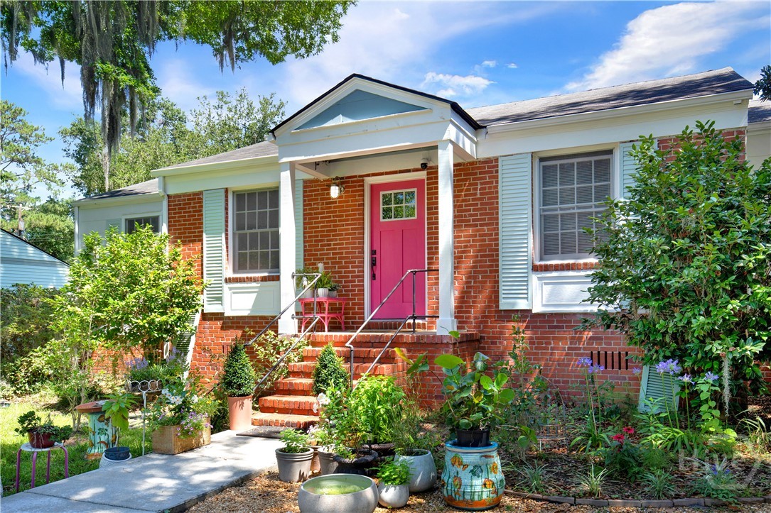147 Pine Valley Road Savannah, GA 31404 - Photo 1 of 44 Front of Home