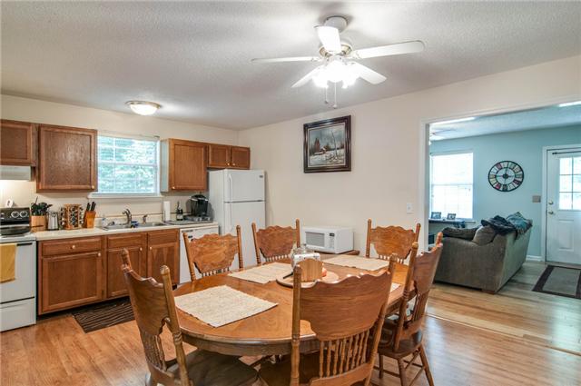 1286 Primm Road Ashland City, TN 37015 - Photo 7 of 18 Kitchen