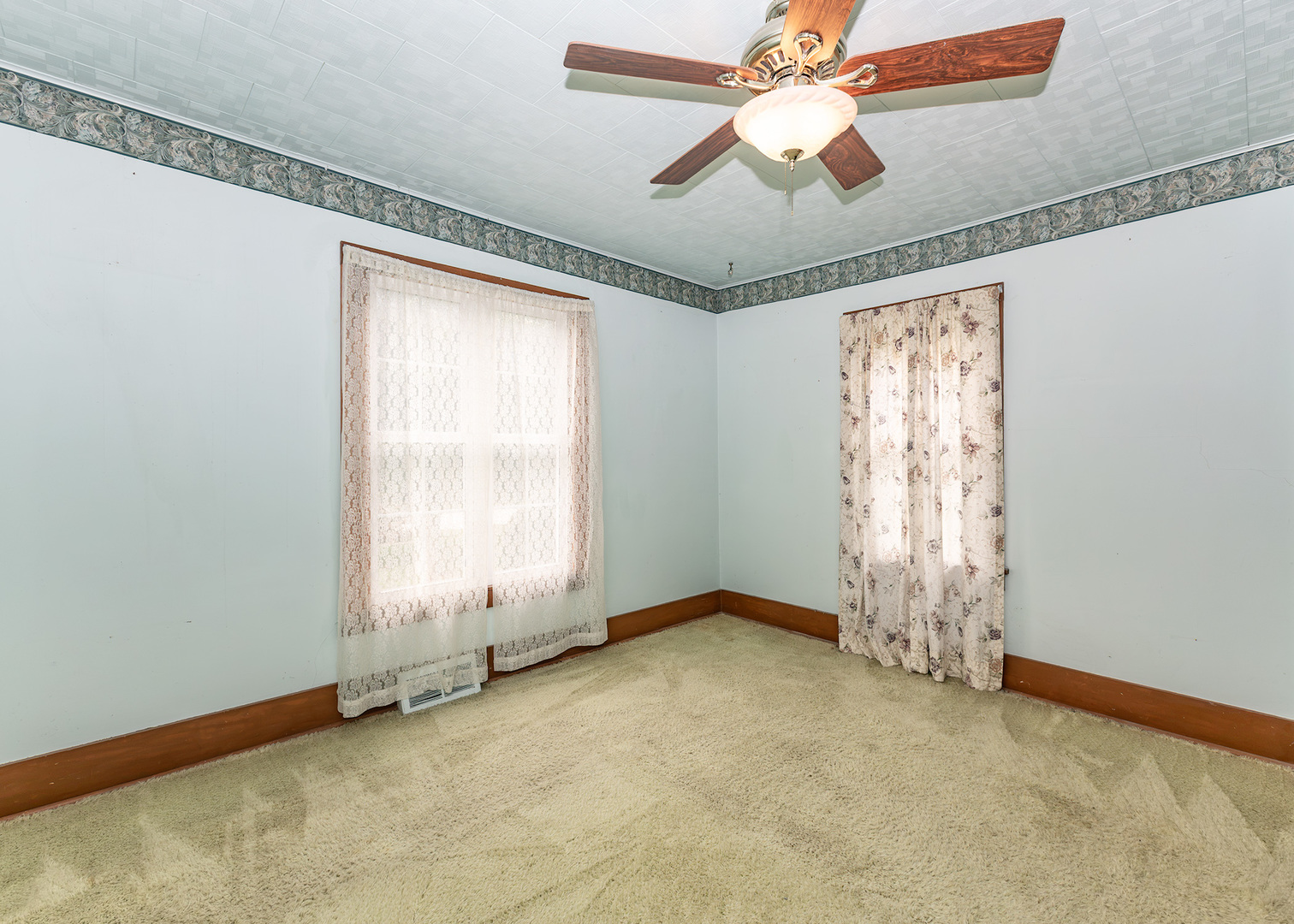 214 South Ridge Street Cambridge, IL 61238 - Photo 9 of 30 Gallery Image 9