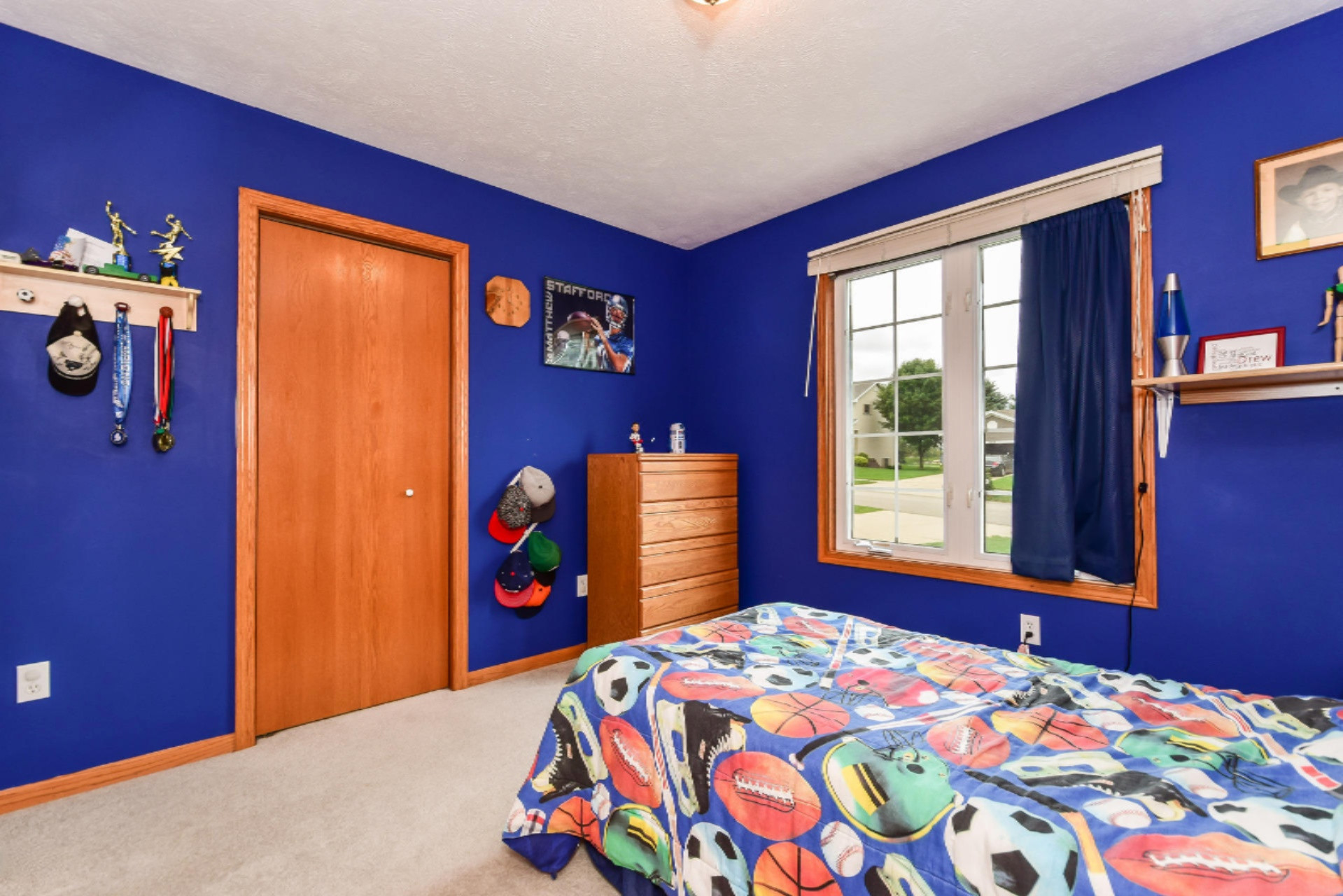 8574 Ridgebluff Drive Southwest Byron Center, MI 49315 - Photo 23 of 52 023-Bedroom-4667161-medium