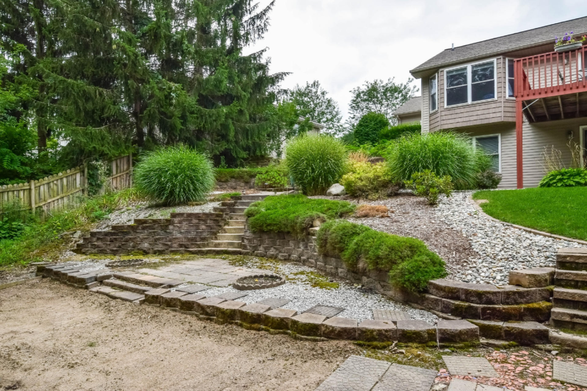 8574 Ridgebluff Drive Southwest Byron Center, MI 49315 - Photo 42 of 52 042-Rear_View-4667151-medium