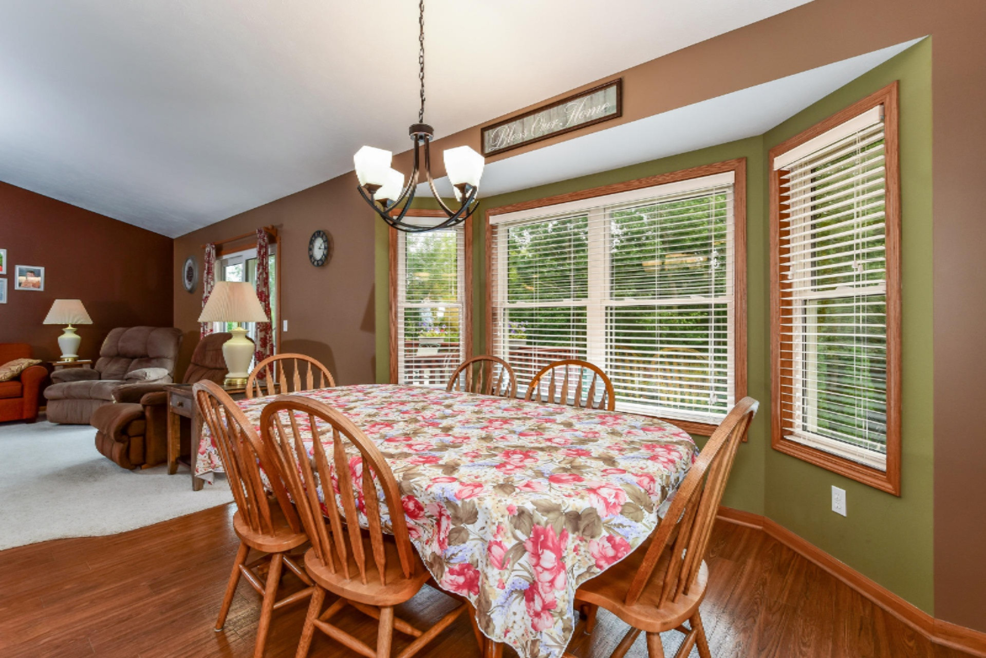 8574 Ridgebluff Drive Southwest Byron Center, MI 49315 - Photo 10 of 52 010-Dining_Room-4667176-medium