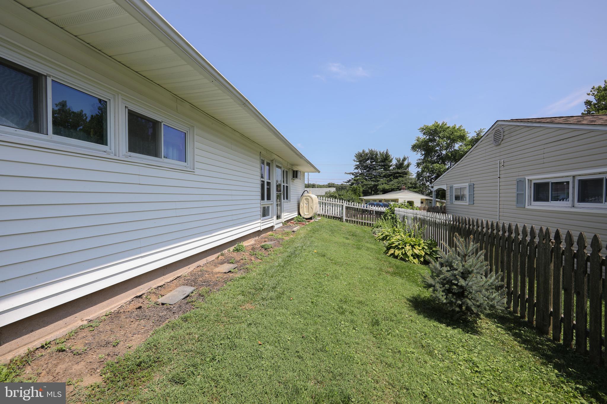 11 Gable Hill Road Levittown, PA 19057 - Photo 9 of 23 Gallery Image 9