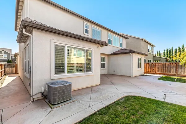 $899,000 | 2413 Augusta Avenue, Tracy, CA 95377