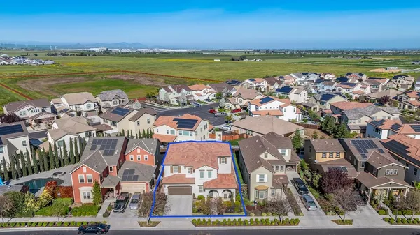 $899,000 | 2413 Augusta Avenue, Tracy, CA 95377