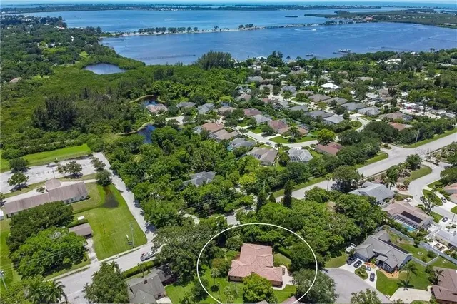 $749,000 | 919 80th Street Northwest, Bradenton, FL 34209
