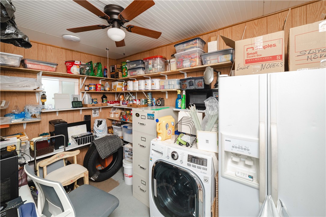 1597 Gisela Road Golden Valley, AZ 86413 - Photo 49 of 52 Laundry