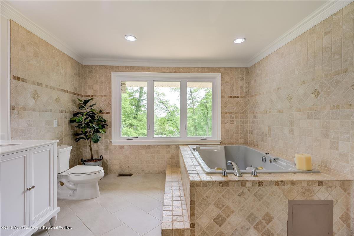 46 Centerville Road Holmdel, NJ 07733 - Photo 19 of 40 Master Bath