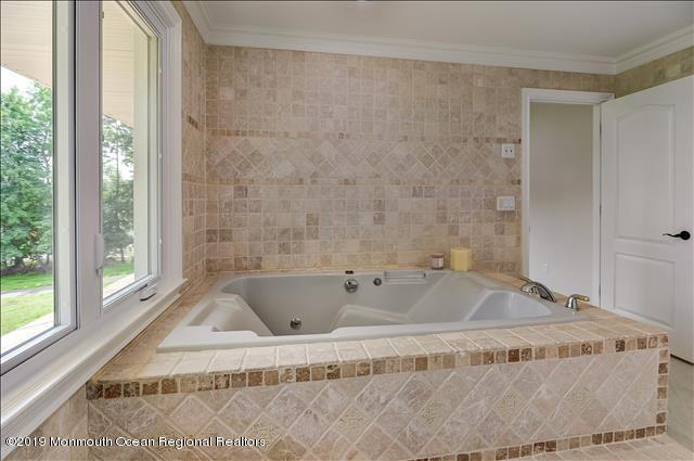 46 Centerville Road Holmdel, NJ 07733 - Photo 21 of 40 Master Bath