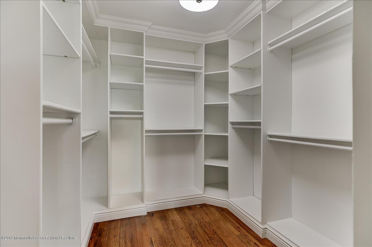 46 Centerville Road Holmdel, NJ 07733 - Photo 22 of 40 Walk in Closet
