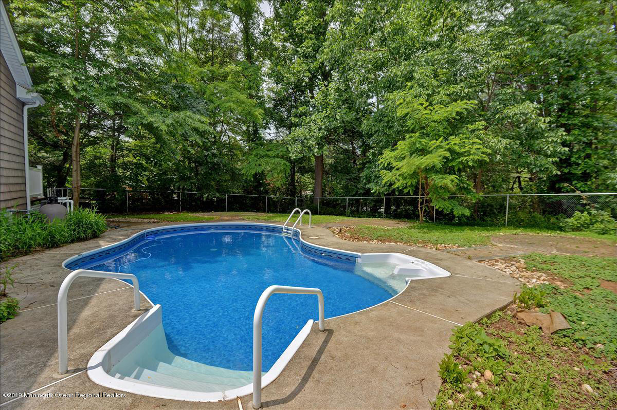 46 Centerville Road Holmdel, NJ 07733 - Photo 6 of 40 Pool