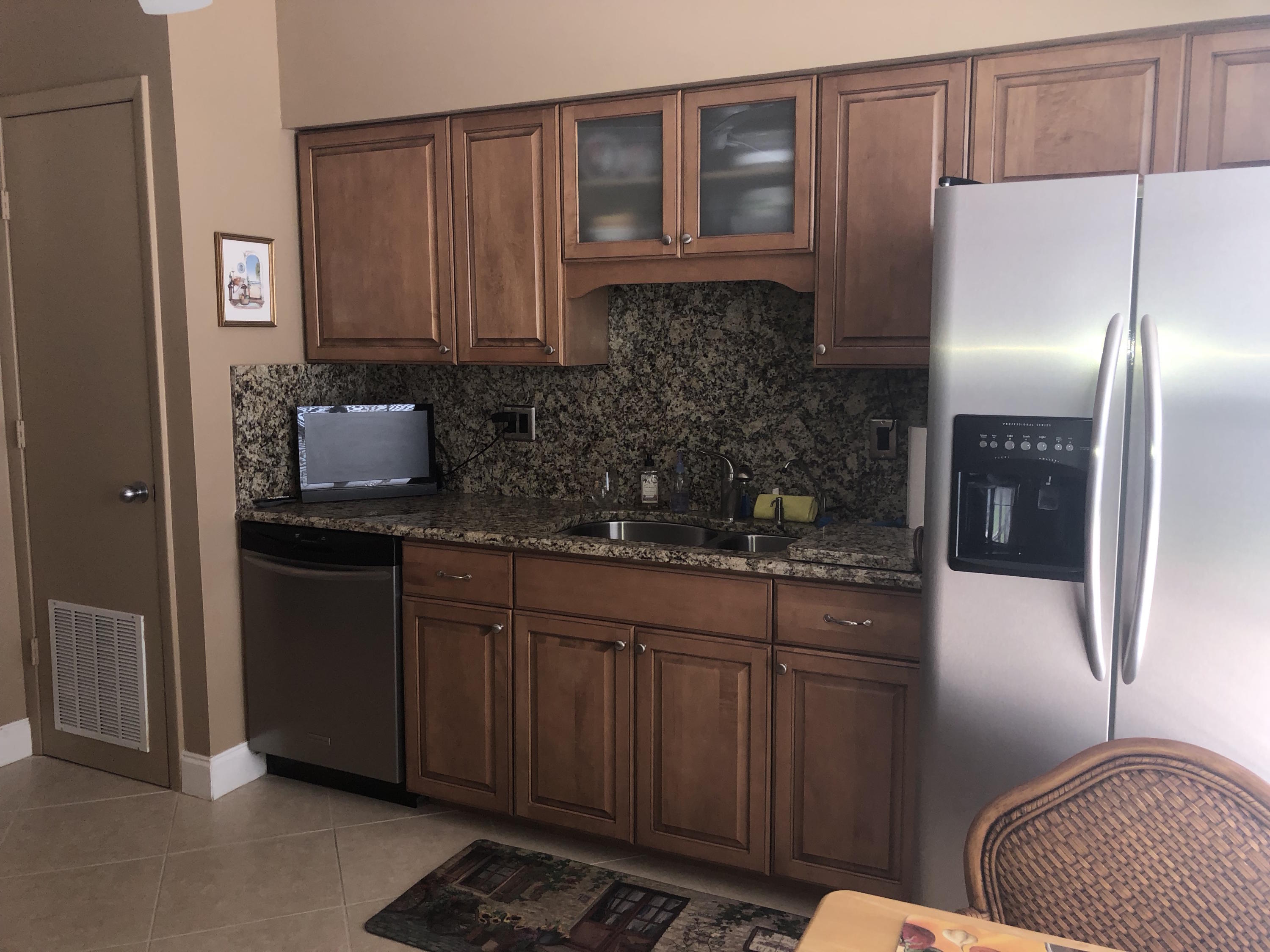 6237 Old Court Road, Unit 103 Boca Raton, FL 33433 - Photo 18 of 34 Kitchen