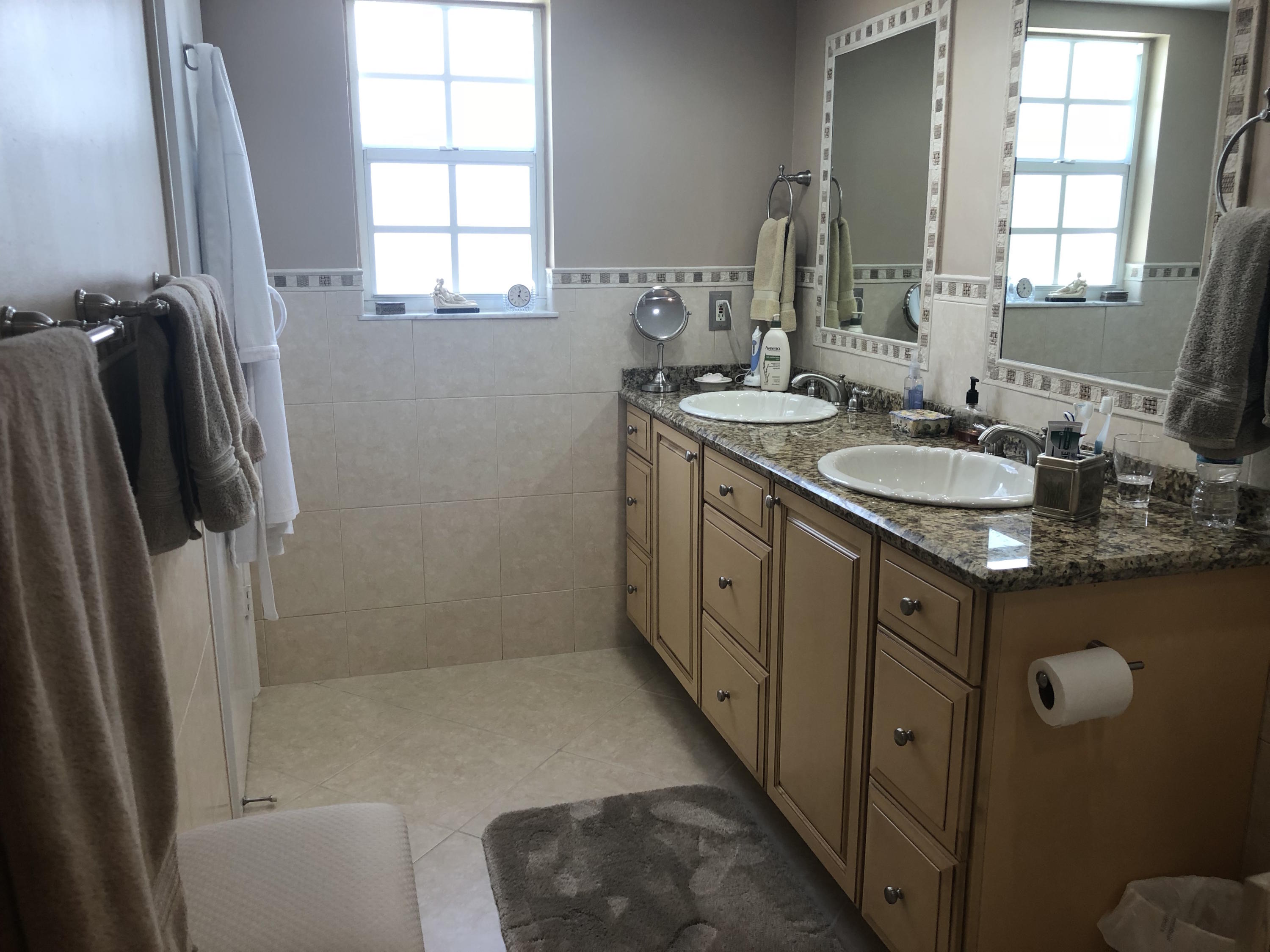 6237 Old Court Road, Unit 103 Boca Raton, FL 33433 - Photo 27 of 34 Master Bath