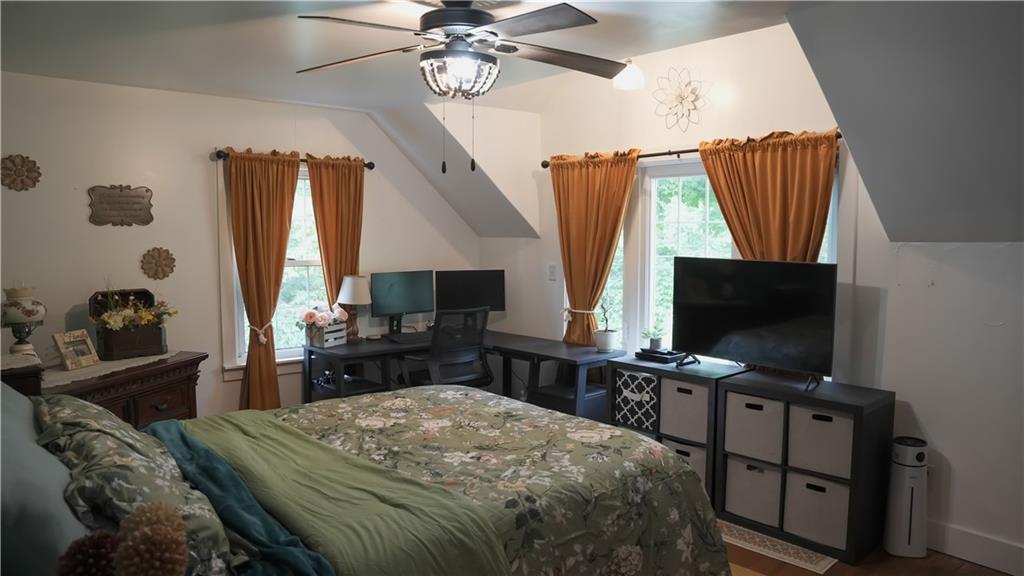19 Locust Road, Unit 221 Laughlintown, PA 15655 - Photo 33 of 36
