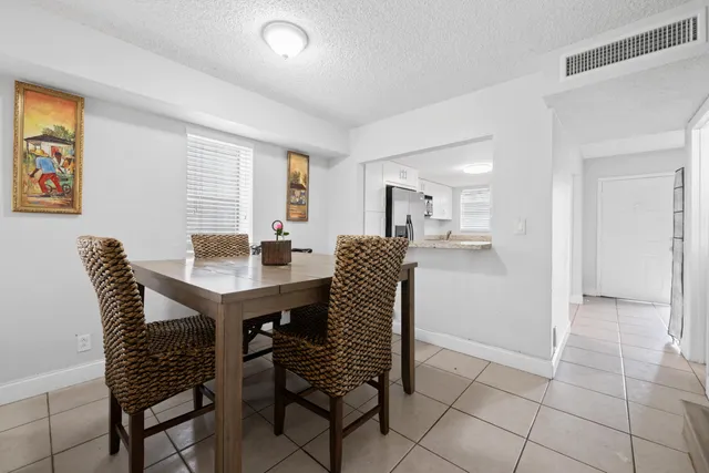 $205,000 | 3750 Northwest 115th Avenue, Unit 85, Coral Springs, FL 33065