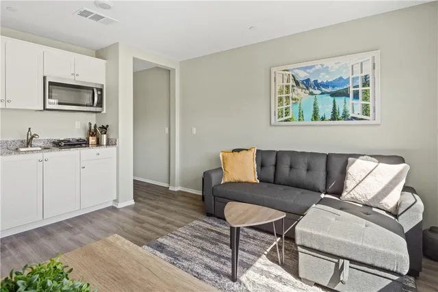 $2,950 | 50133 Camino Convento, Unit B, Coachella, CA 92236