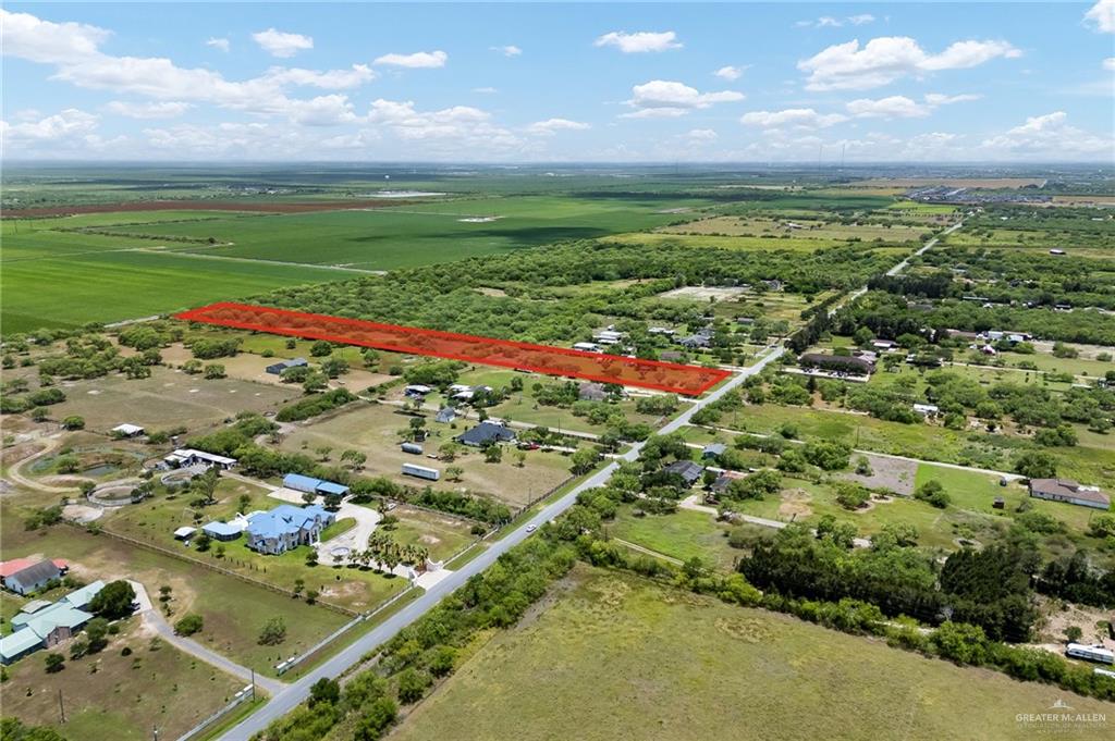 33863 California Road Los Fresnos, TX 78566 - Photo 3 of 7 a view of a city