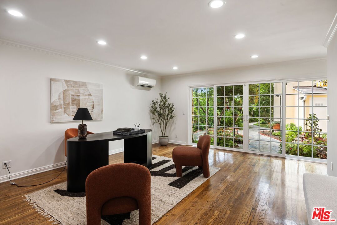 2229 Stradella Road Los Angeles, CA 90077 - Photo 22 of 37