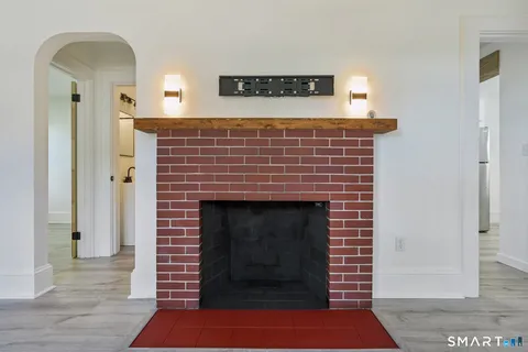 $335,000 | 42 Godfrey Street, Groton, CT 06340